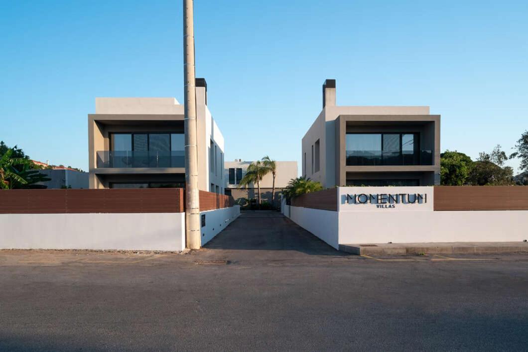 Momentum Villas 이알리소스 객실 사진