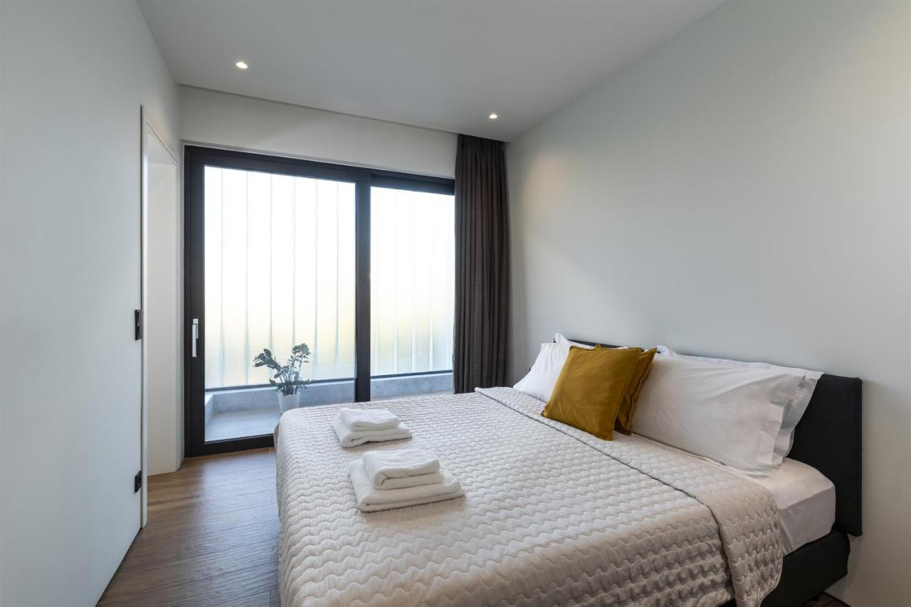 Momentum Villas 이알리소스 외부 사진