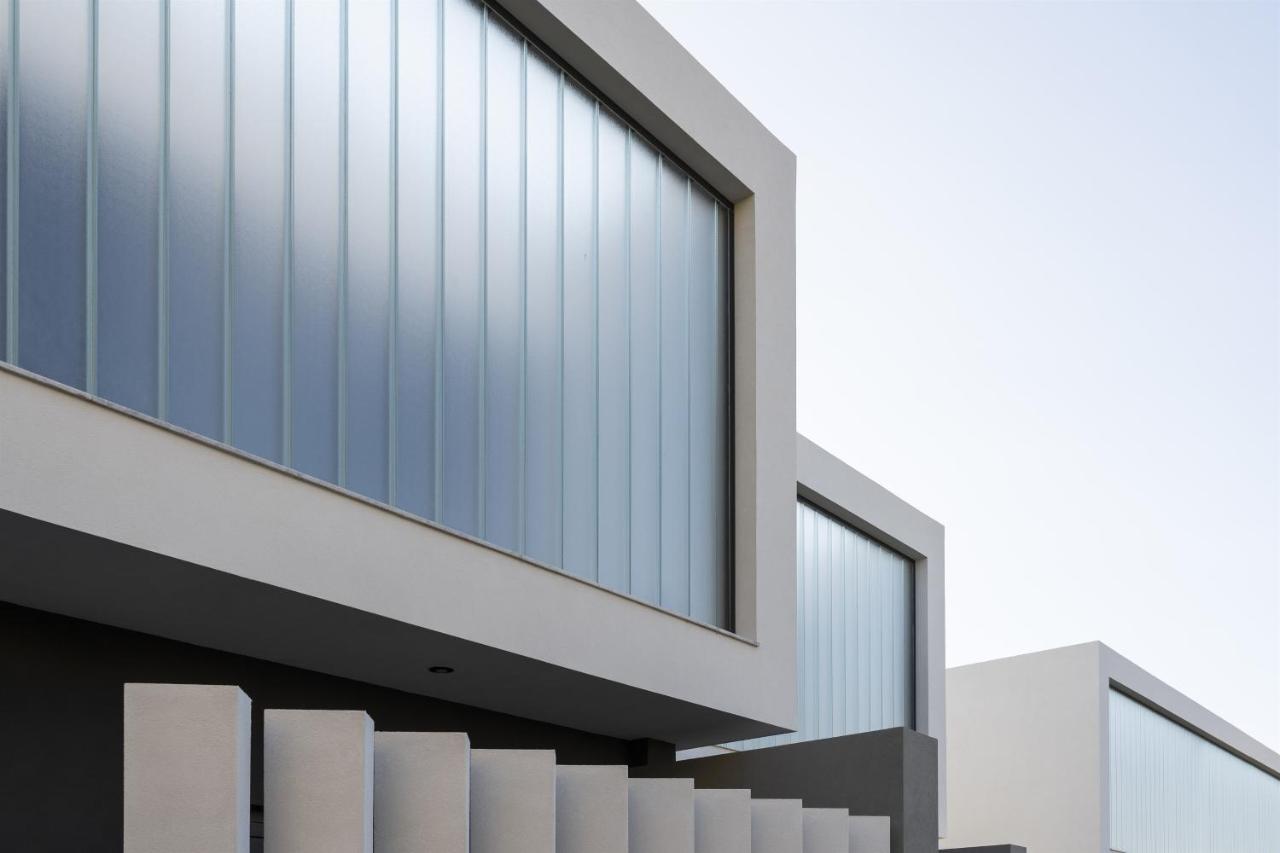 Momentum Villas 이알리소스 외부 사진